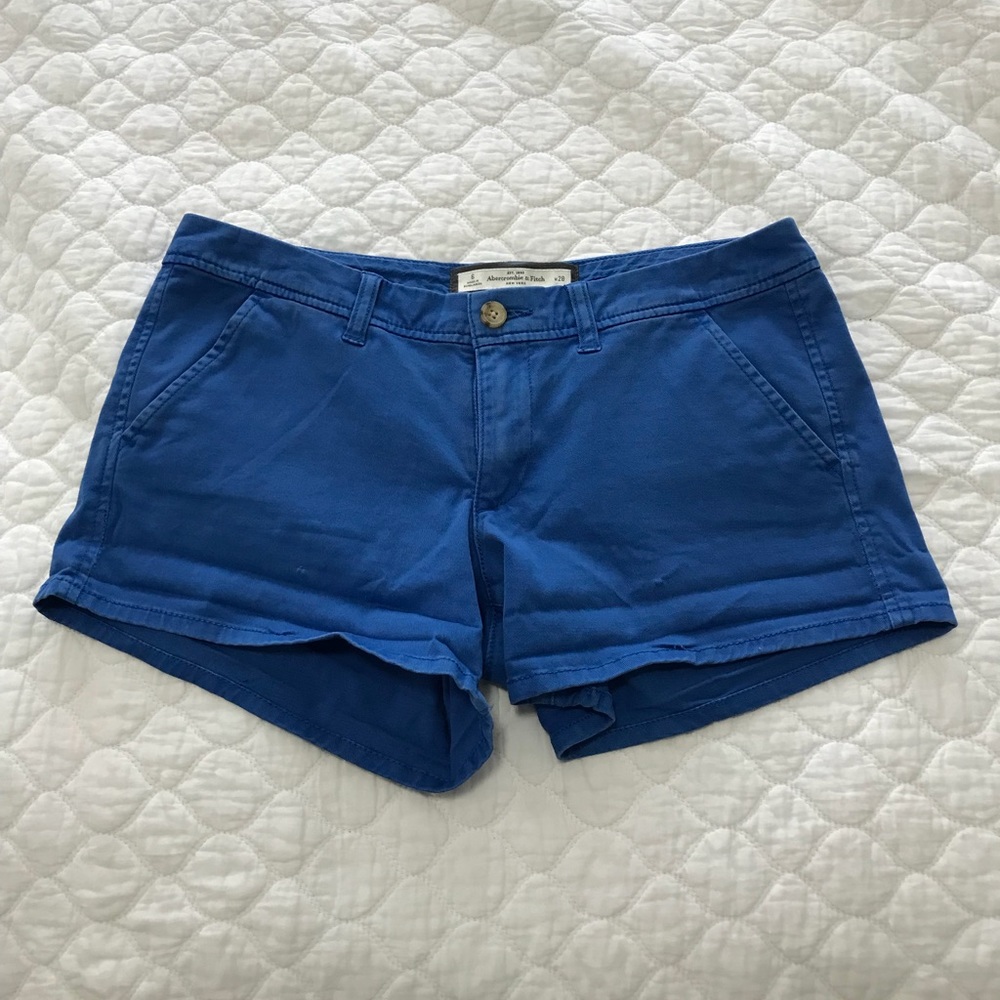 Abercrombie & Fitch blue shorts